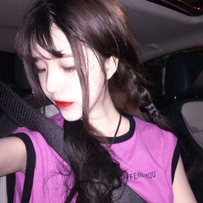 泳渡赛女选手不慎走光被拍下：5张照片＂恰好＂没有署名